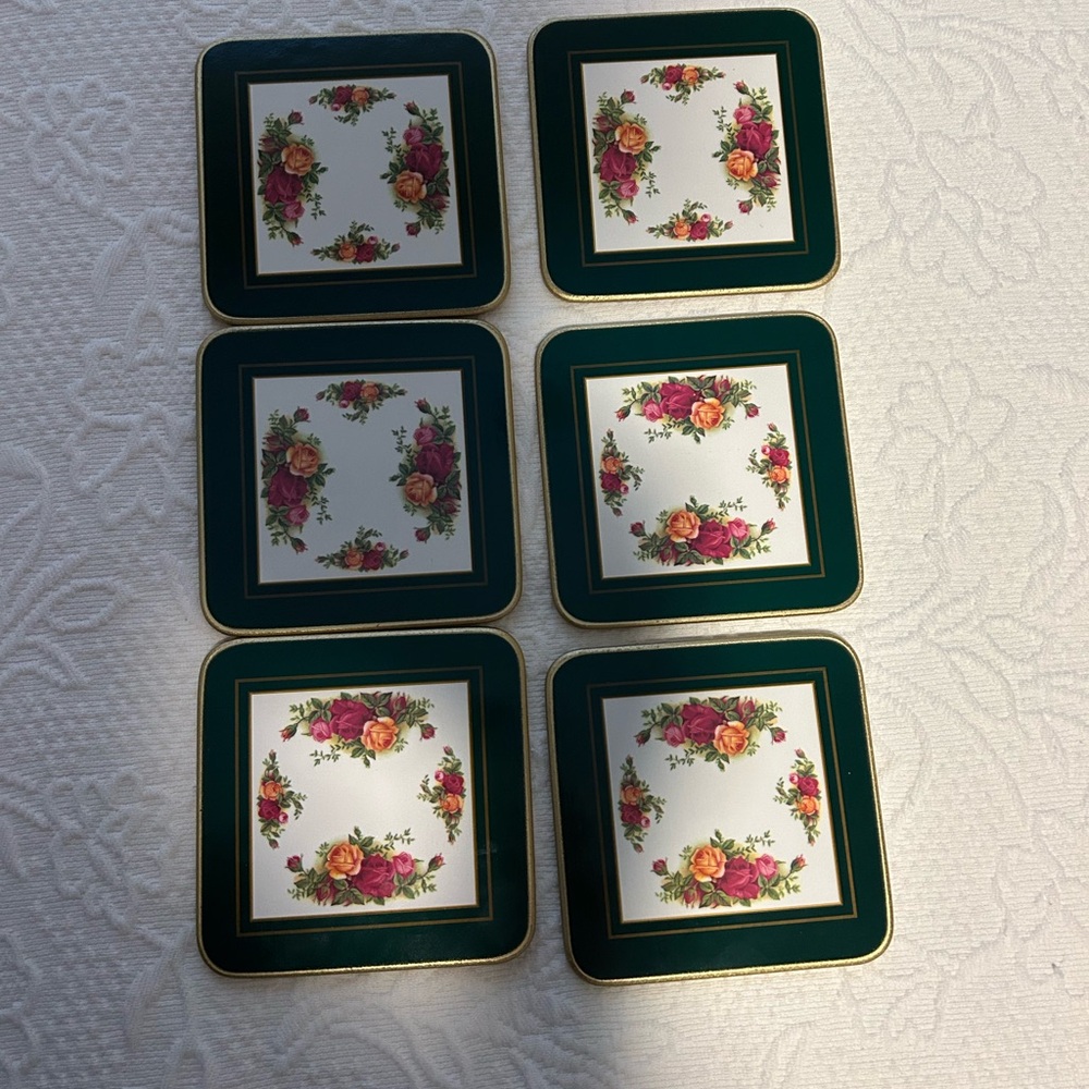 Floral Green and Gold Coasters Set in Old Country Roses pattern